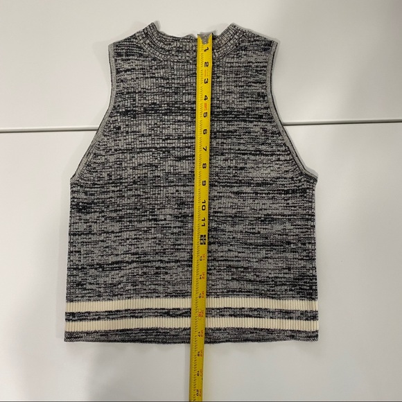 FOREVER 21 SLEEVELESS WOMENS COTTON CROP TOP - Picture 4 of 7